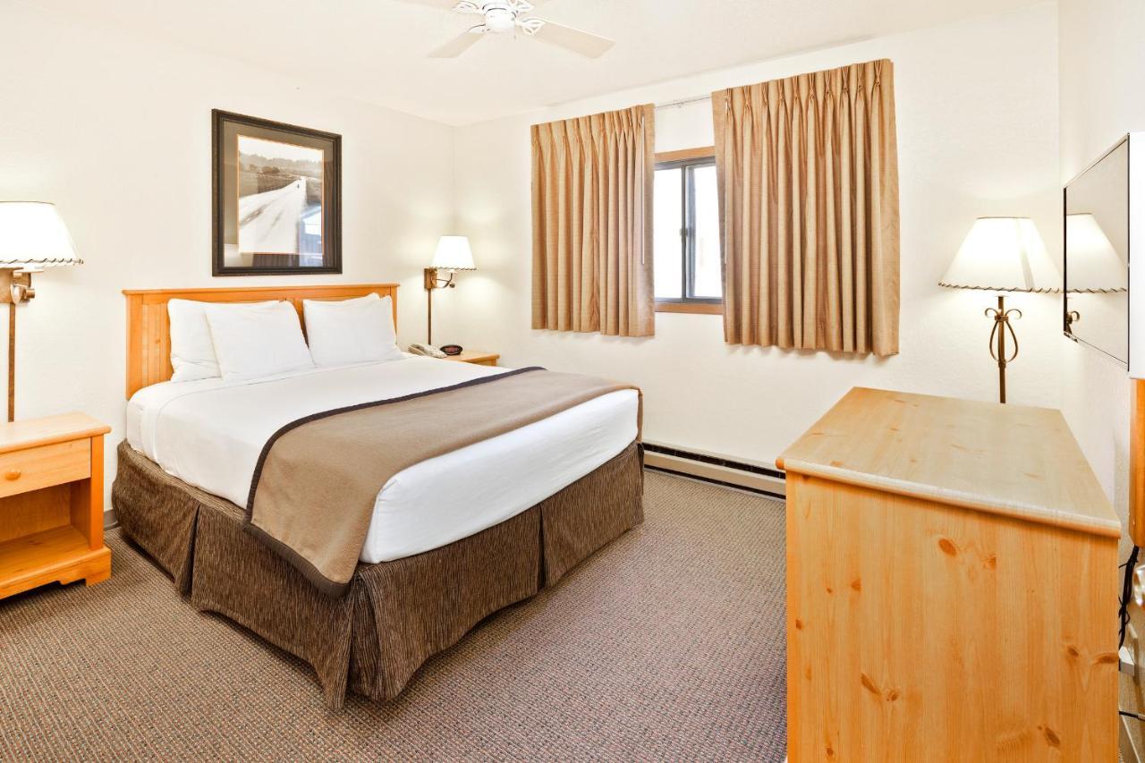 Black Hills Luxury Suites Hill City Exterior photo