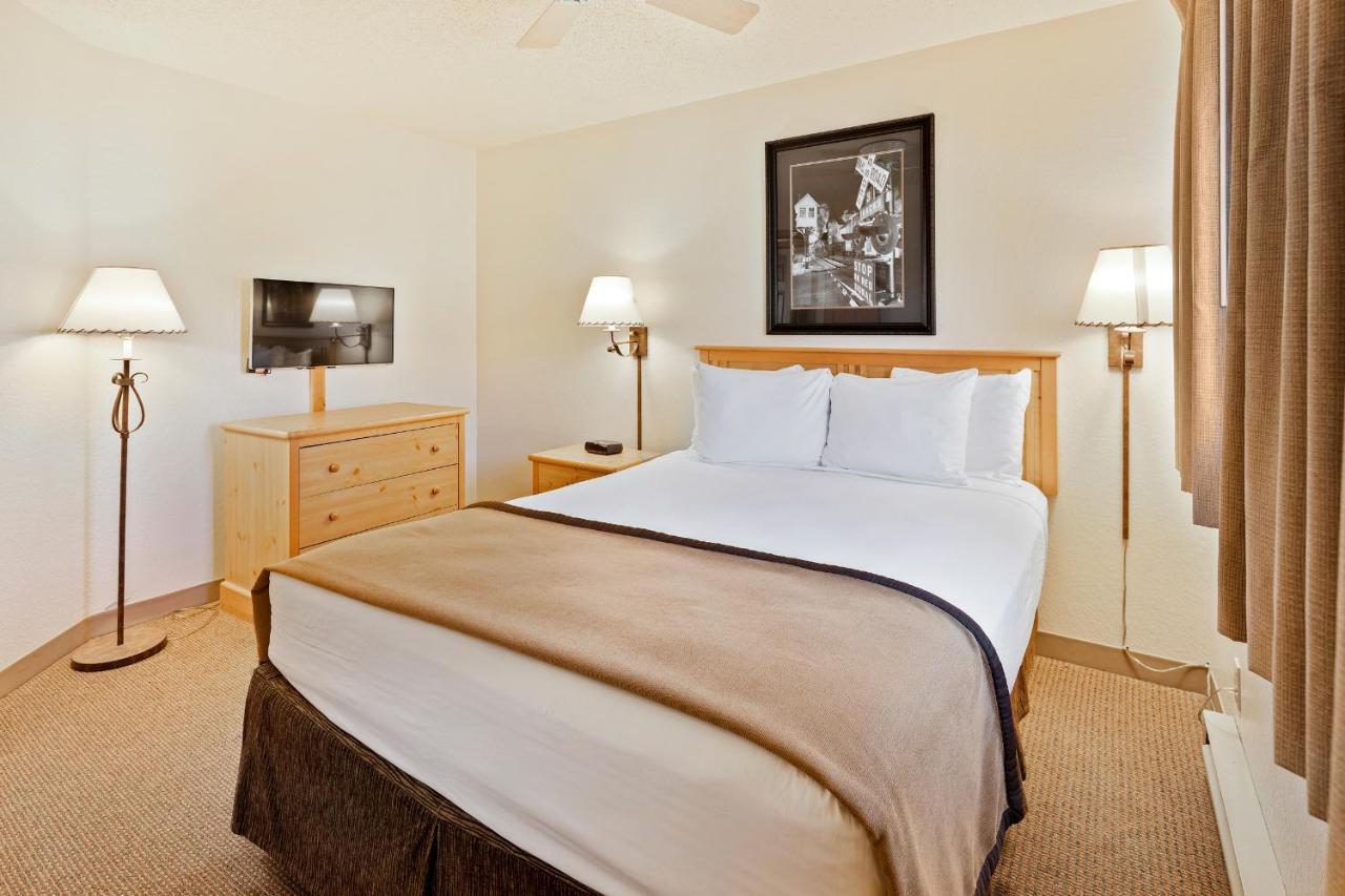 Black Hills Luxury Suites Hill City Exterior photo